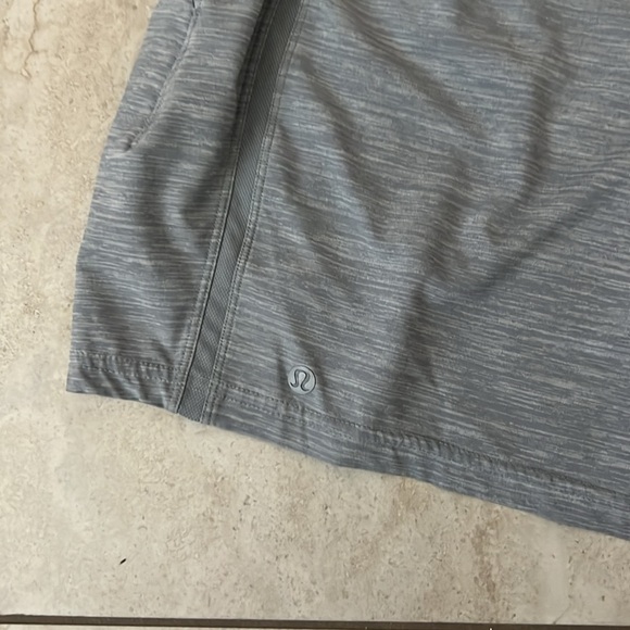 Lululemon Pacebreaker Short Grey - Picture 2 of 3